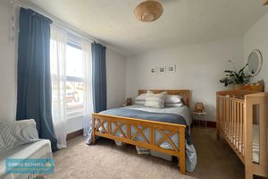 Bedroom- click for photo gallery